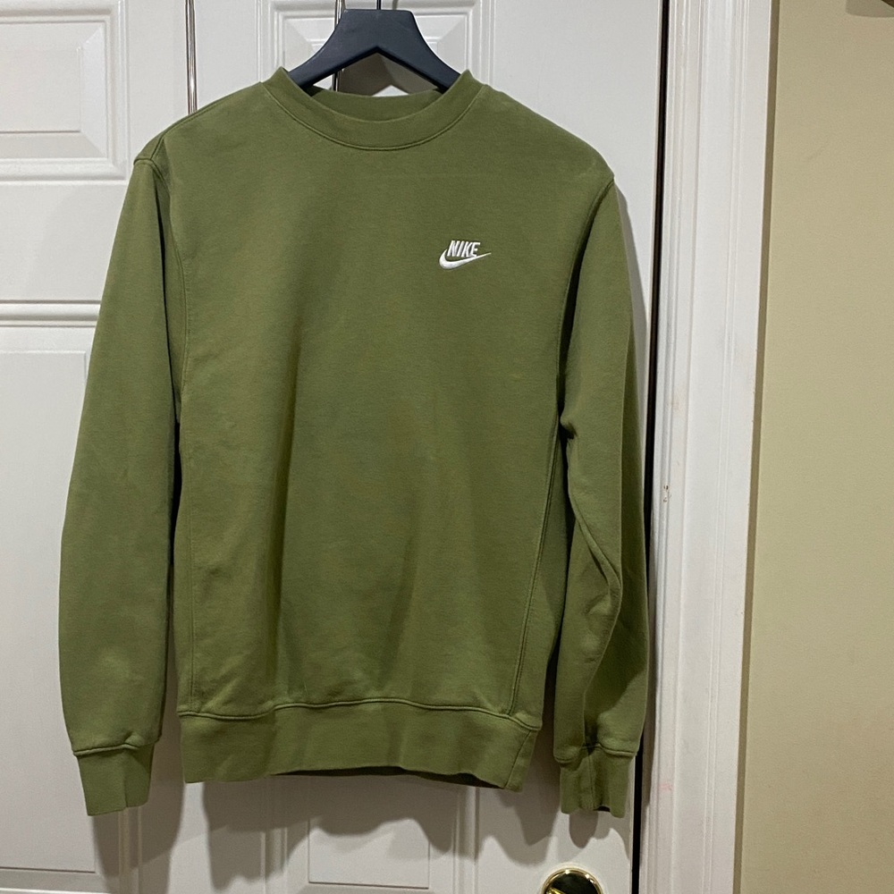 Nike Classic Green Crewneck Sweater